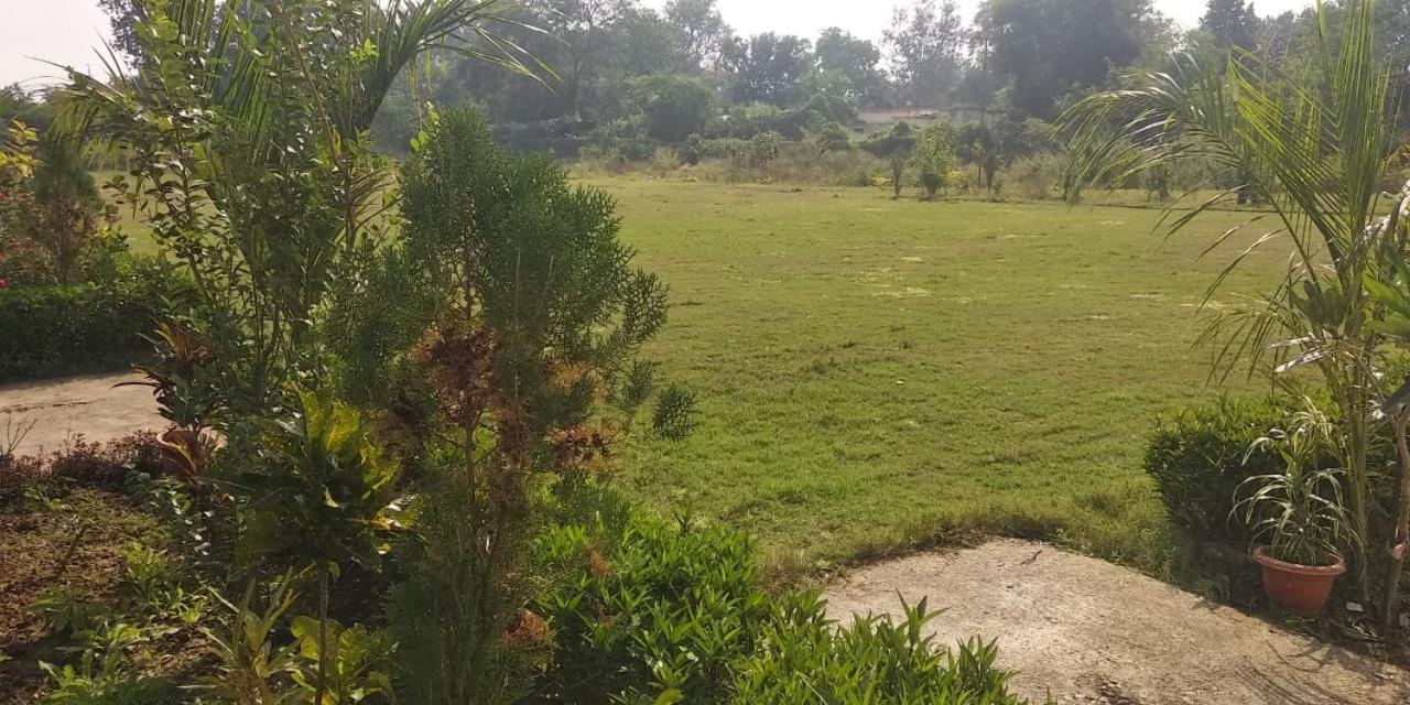 Hotel Radha Rani Mahal Khajurāho Exterior foto